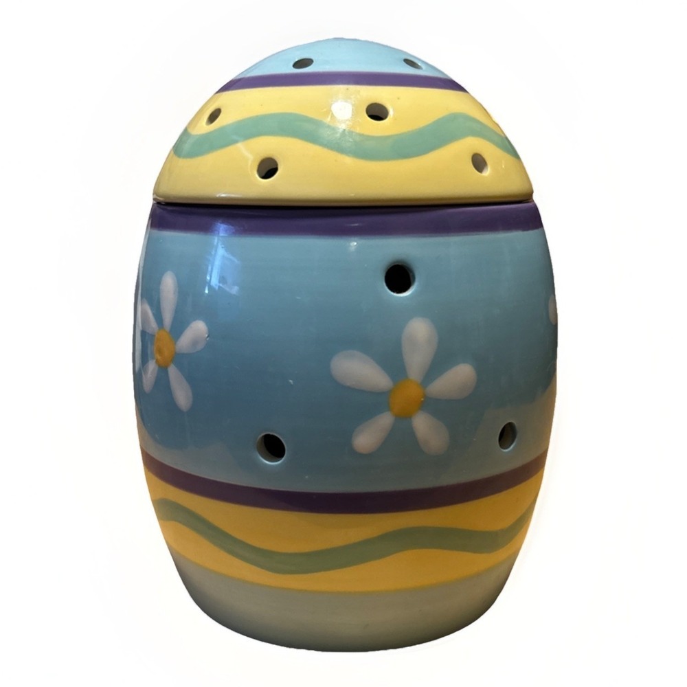 Scentsy Easter Egg Wax Warmer Pastel Colors and a Daisy Flower Design‎ Retired